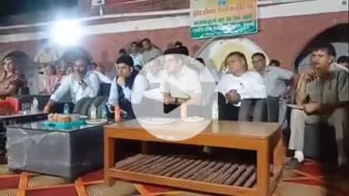 भिवानी: डीसी साहिल गुप्ता ने रात्रि ठहराव कार्यक्रम में गांव कुसुंभी में दरबार लगाकर ग्रामीणों की समस्याएं सुनीं