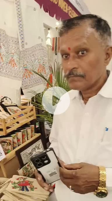 जयपुर के जवाहर कला केंद्र में बड़ी बहु वैशाली सिंह के द्वारा मधुबनी पेंटिंग की खूबसूरत प्रदर्शनी