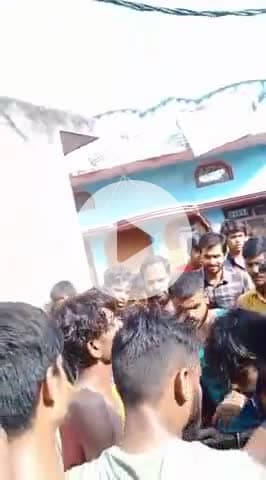 बहराइच: फुटहा इलाके में ग्रामीणों ने 2 संदिग्ध युवकों की जमकर की पिटाई, वीडियो हुआ वायरल