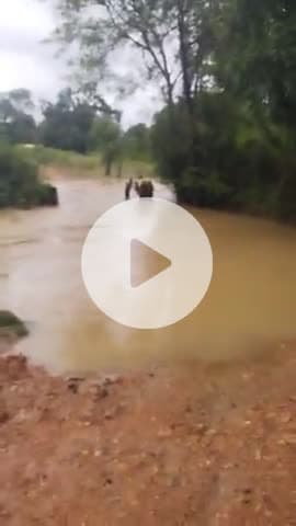 गवाड़ी देवगांव नाला,का दृश्य धनोरा बजार के दिन का दृश्य परोदा,कोकोडा़जुगानार, छिन्दलीबेडा़,मोदेबेड़मा लगभग 60000 जनसंख्य