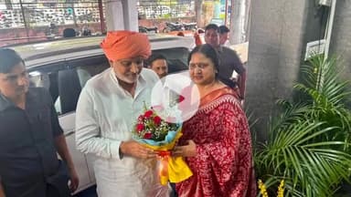 जगाधरी: हरियाणा के कृषि मंत्री ने निगम कार्यालय में जिले के विकास कार्यों की समीक्षा बैठक की