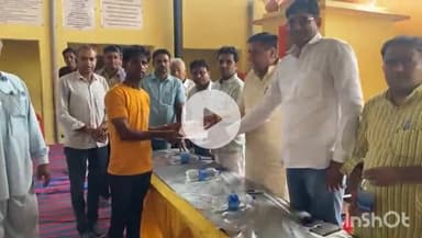 चूरू: चूरू में राज्य सरकार की विभिन्न योजनाओं से ग्रामीणों को किया गया लाभान्वित