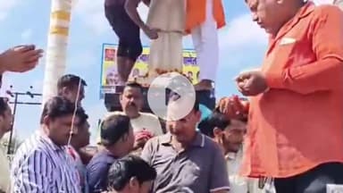 प्रतापगढ़: भगवा चूंगी चौराहे पर शहीद भगत सिंह की जयंती पर युवा क्रांति ने किया माल्यार्पण