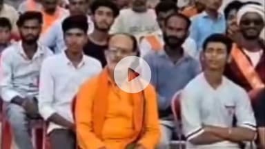 बासोदा: गंजबासौदा में विश्व हिंदू परिषद और बजरंग दल द्वारा शस्त्र पूजा, बड़ी संख्या में लोग शामिल