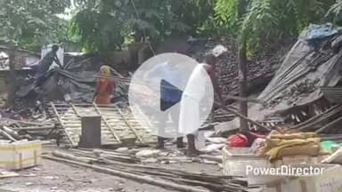 कहरा: कचहरी चौक पर जिला प्रशासन का बुलडोजर, सरकारी जमीन अतिक्रमण मुक्त कराई गई