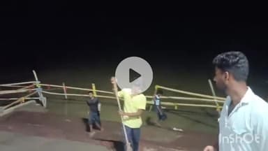 मुंगेर: डिप्टी मेयर खालिद हुसैन ने दुर्गा मंदिर सहित गंगा घाट का निरीक्षण किया, सफाई व्यवस्था का जायजा लिया