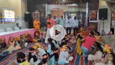 कोडरमा: नवरात्र पर सेवा भारती द्वारा सीताराम ठाकुरबाड़ी भालोटिया मोहल्ला में 91 कन्याओं का पूजन किया गया