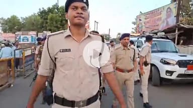 समस्तीपुर: शहर में दुर्गा पूजा शांतिपूर्ण ढंग से मनाने के लिए SDM, SP के नेतृत्व में निकला फ्लैग मार्च, दिए दिशा निर्देश