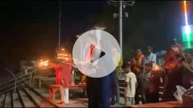 सिराथू: कड़ा के कुबरीघाट पर हुई गंगा आरती में जिले के अधिकारियों ने लिया हिस्सा