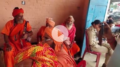 बाह: बटेश्वर खाँद चौराहा स्थित श्री हनुमान मंदिर आश्रम में महंती गद्दी की रस्म सम्पन्न हुई