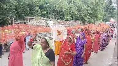 नीमच नगर: विश्व हिंदू परिषद ने निकाली 75 फीट की चुनर यात्रा, क्षेत्र की सुख-समृद्धि की कामना की