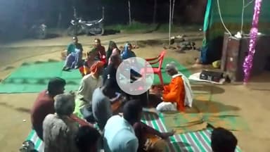 नवरात्रि के अवसर पर भजन कीर्तन मण्डली ग्राम –खाला पोस्ट करजी का दृश्य समय 11:00 बजे @