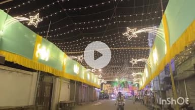 मुशहरी: मुज के दुर्गा पूजा पंडालों के अलावा शहर में रोशनी की सजावट अधिक दिखेगी, बंगाल और यूपी के कलाकार कर रहे हैं सजावट