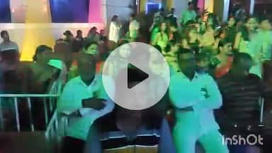 चौपारण: चौपारण में लगातार दूसरे दिन डांडिया नाइट्स का हुआ सफल आयोजन, स्कूली बच्चों ने भी समा बिखेरी