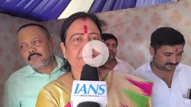 मुशहरी: सांसद वीणा देवी मुज में बोलीं, भारत सरकार सभी महत्वपूर्ण ट्रेनों में स्लीपर कोच जोड़ रही है