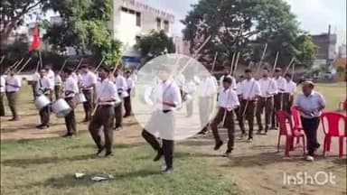 दौसा: विजयदशमी के अवसर पर दोसा में कई जगह आरएसएस द्वारा पथ संचलन का आयोजन हुआ