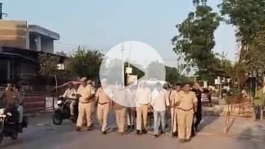 दीगोद: सिमलिया पुलिस ने नाबालिग को घर में अकेला पाकर दुष्कर्म करने वाले बलात्कारी का निकाला जुलूस