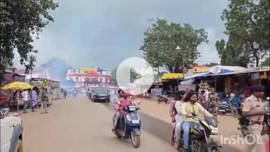 जगदलपुर: बस्तर महाराजा कमलचंद्र भंजदेव ने बेल पूजा विधान पूरा कर गाजे-बाजे के साथ दंतेश्वरी मंदिर से सरगीपाल के लिए रवाना