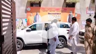 हाथरस: भाजपा कार्यालय पर केबिनेट मंत्री ने नेक्स्ट जेन जीएसटी रिफॉर्म पर की प्रेस वार्ता, मोदी और योगी सरकार की उपलब्धियां बताई