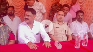 पीरटांड: नगर विकास मंत्री सुदिव्य कुमार सोनू ने पीरटांड़ समेत कई पूजा पंडालों में माता के दरबार में टेका माथा