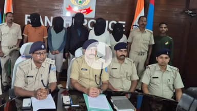 कांके: सिकिदिरी थाना क्षेत्र के टाटी में सरकारी विद्यालय और बीएसएनएल टॉवर से सोलर बैटरी चोरी, पांच आरोपी गिरफ्तार