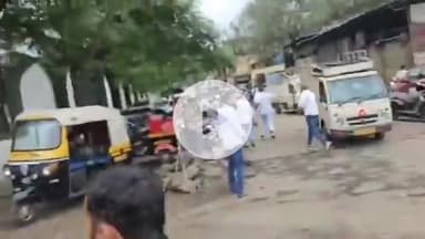 #Bareilly के बाद #Maharashtra के #AhilyaNagar में उपद्रवियों का उपचार.. पुलिस प्रशासन इन दिनों राहत सेवा में संलग्न है