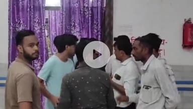 छिबरामऊ: तेज रफ्तार बाइक सवार बिजली के पोल से टकराया, गंभीर हालत में अस्पताल में भर्ती, फर्रुखाबाद के जहानगंज का निवासी घायल