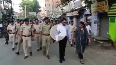 आरा: डीएम और एसपी ने नवादा समेत कई जगहों पर सुरक्षा का लिया जायजा, कहा- आप पर्व मनाइए, हम सुरक्षा की जिम्मेदारी लेते हैं