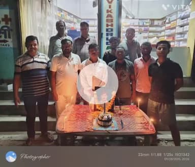 मनसाही :-  केक  काटकर मनाई गई भगत सिंह की जयंती।