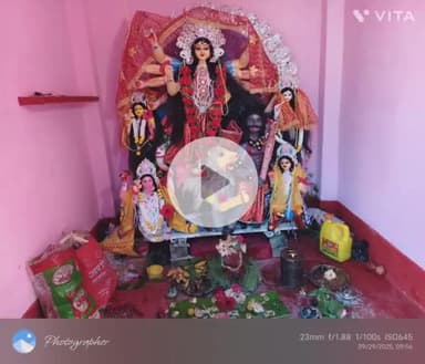 मनसाही - मां दुर्गा के सातवीं शक्ति कालरात्रि की हुई पूजा। मंदिर के पट खुले दर्शन करने उमड़ी भीड़।