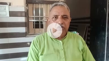 नर हो न निराश करो मन को, 
कुछ काम करो कुछ काम करो। 
जग में रह कर कुछ नाम करो।।