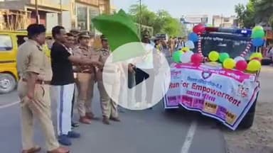 हाथरस: मिशन शक्ति अभियान 5.0 के तहत जनपद स्तर पर आयोजित मैराथन दौड़ को BLS इंटरनेशनल स्कूल से SP ने हरी झंडी दिखाकर किया रवाना