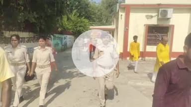 सुपौल: दुर्गा पूजा को लेकर सदर थाना अध्यक्ष अनिरुद्ध कुमार ने सुरक्षा व्यवस्था का जायज़ा लिया