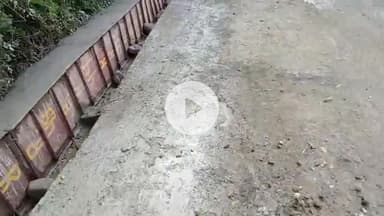 खंडवा नगर: शिवसेना जिला प्रमुख गणेश भावसार ने बताया कि ग्रामीण इलाकों में जनसंपर्क में देखने में आया कि बिना मॉमडैड के नाली निर्माण