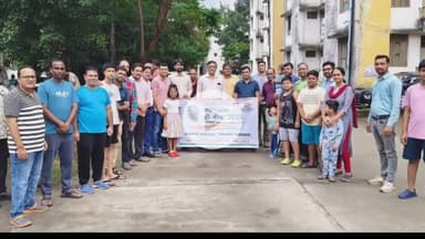 सागर नगर: बुंदेलखंड मेडिकल कॉलेज के डॉक्टर रेजिडेंशियल क्षेत्र की सफाई हुई, डीन, अधीक्षक व डॉक्टर शामिल