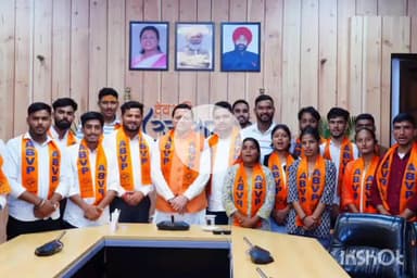 देहरादून: सीएम धामी ने एबीवीपी के विजय प्रत्याशियों को दी बधाई