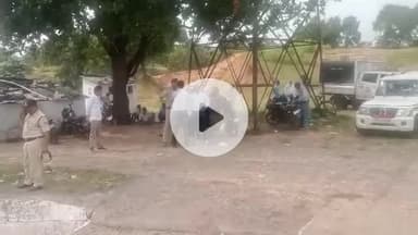 गोपद बनास: दुर्गा विसर्जन की तैयारी को लेकर अधिकारियों ने किया गऊघाट का निरीक्षण