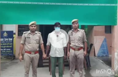 हरदोई: बिजली के खंभों पर लगाए 'आई लव मोहम्मद' के पोस्टर और बैनर, पुलिस ने किया गिरफ्तार