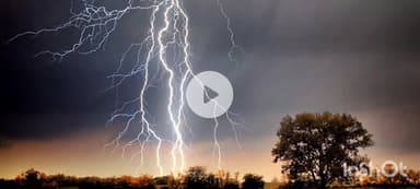 खेरागढ़: आकाशीय बिजली गिरने से महिला की मौत, बच्चा झुलस गया