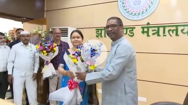 कांके: प्रोजेक्ट भवन में सीएम ने दी निवर्तमान मुख्य सचिव को विदाई, अविनाश कुमार बने नए मुख्य सचिव