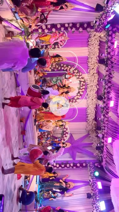 दुर्गा जी की आरती। 🚩

#Barabanki #mata #maternidade #bbk #viralpost #newreel #trendingreels #barabankiupdates