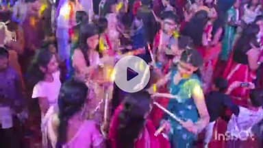 मुंगेर: मुंगेर क्लब में मुंगेर सेन्ट्रल संस्था द्वारा डांडिया नाइट का आयोजन, डांडिया गीतों पर झूमे लोग