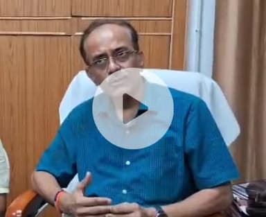 कानपुर: गुप्त सूचना पर सेंट्रल स्टेशन पर श्रमशक्ति एक्सप्रेस में एसजीएसटी ने छापा, ₹50 लाख का अवैध माल किया जब्त