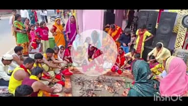 अरवल: जिला मुख्यालय में नवरात्रि समाप्ति के बाद 251 कुंवारी कन्याओं को कराया गया भोजन