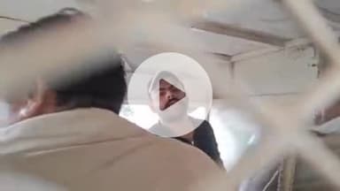 झांसी: नैनी जेल से झांसी जिला कारागार पहुंचे अतीक अहमद के बेटे अली ने मुख्यमंत्री से निवेदन किया, कहा- अब रहम किया जाए