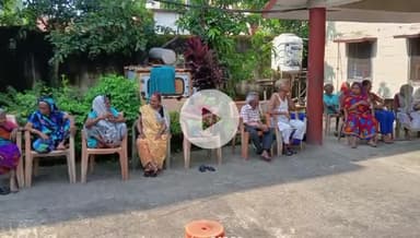 गिरिडीह: अंतर्राष्ट्रीय वृद्धजन दिवस पर मेरा युवा भारत गिरिडीह ने स्नेहदीप वृद्धाश्रम में फल वितरित कर सम्मान जताया