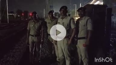 सासाराम: सासाराम रेलवे पुलिस दुर्गा पूजा को लेकर हाई अलर्ट मोड में देखी गई