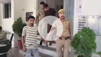 सिराथू: पुलिस ने सैनी इलाके से गैंगस्टर एक्ट के दो अभियुक्तों को किया गिरफ्तार, जिन्होंने कई घटनाओं को अंजाम दिया