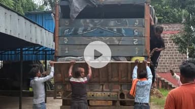 नीमच नगर: केंद्रीय नारकोटिक्स ब्यूरो नीमच की टीम ने 3 टन पोस्ता भूसा किया जब्त, 2 तस्कर गिरफ्तार