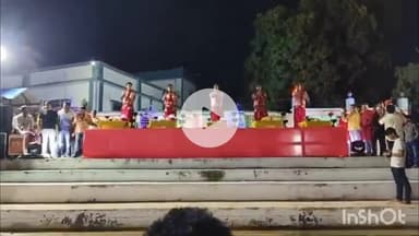 सुपौल: दुर्गा पूजा पर सुपौल के गांधी मैदान स्थित पोखर पर महा आरती का आयोजन